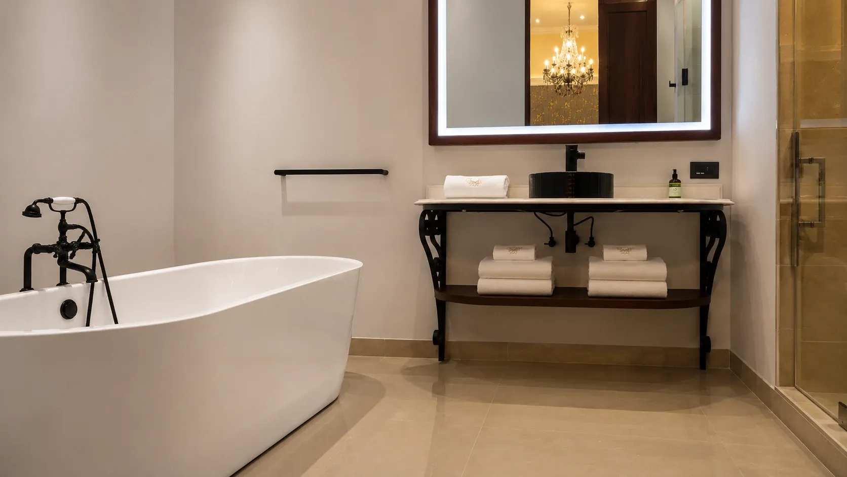 Luxury bathroom in a King room at Hotel Bellas Artes, featuring a bathtub and sink.