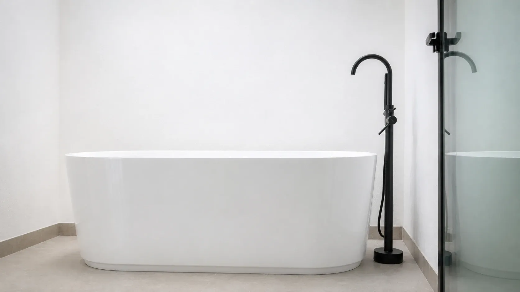 Vasca da bagno nella Suite King con patio e vasca all'Hotel Bellas Artes