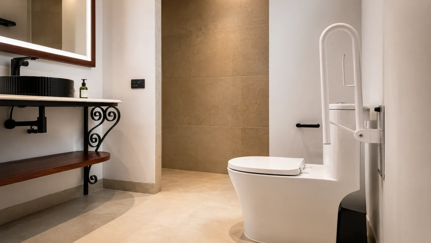 Bathroom of the Interior Queen Suite at Hotel Bellas Artes. Toilet and sink.